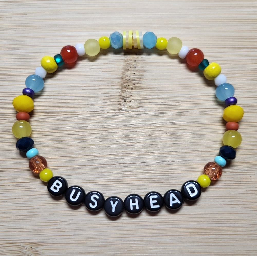 Busyhead- Noah Kahan Friendship Bracelet, Size 8"